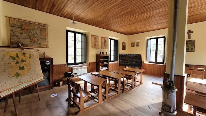 Museo de la escuela rural de Cabranes